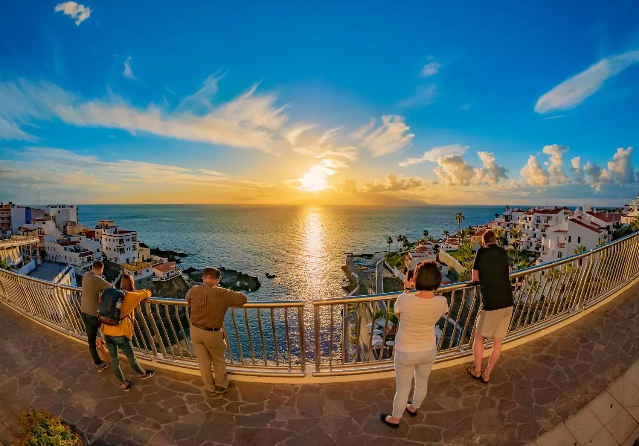 La Mar 2 Bed 2 Bath In Sought After Position Free Wifi Lejlighed Puerto de Santiago